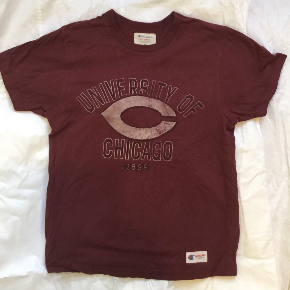 University of Chicago maroon  tee shirt